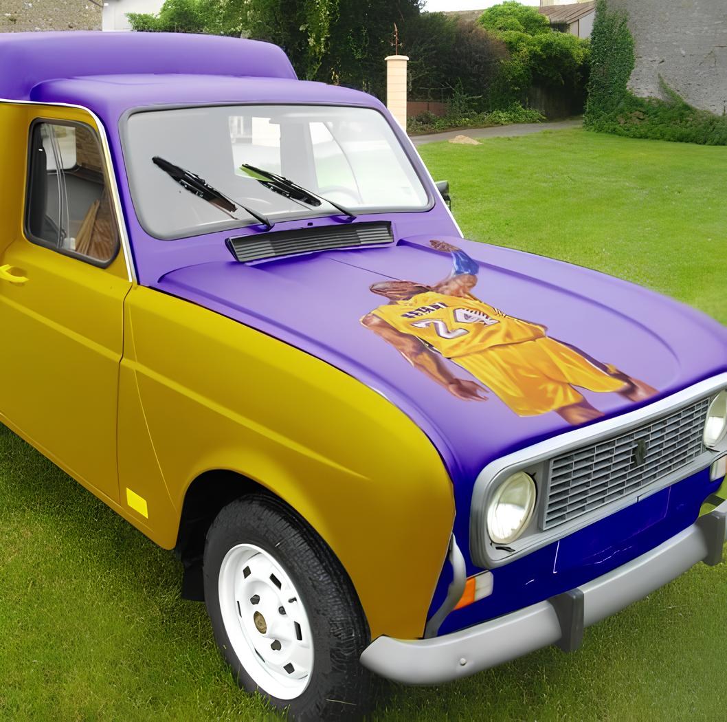 La Black Mamba, Renault 4L des Visiteurs de Salses
